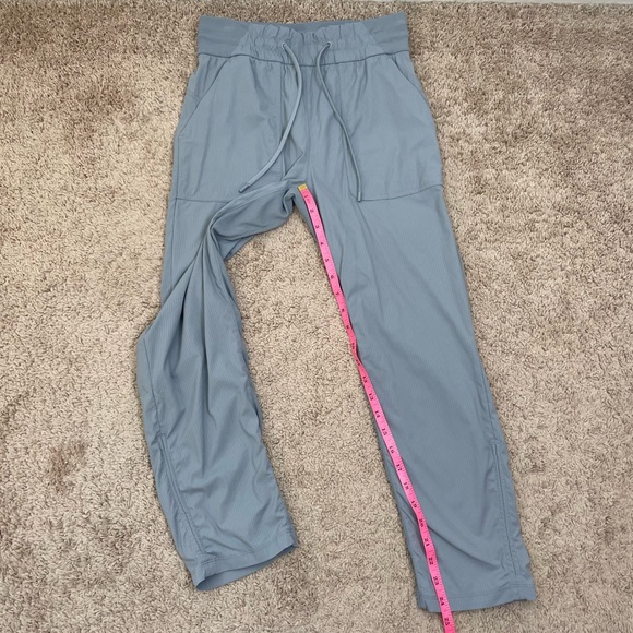 Lululemon 2021 Beyond the Studio Crop Pants in 
Rhino Grey Size 4 Style W6BJBS - Picture 14 of 16